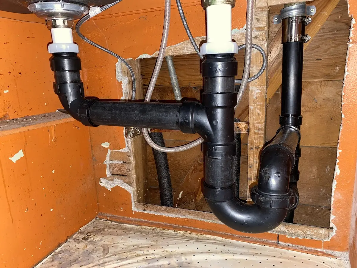 Professional Pipe Bursting equipment and tools on the job in Olivette